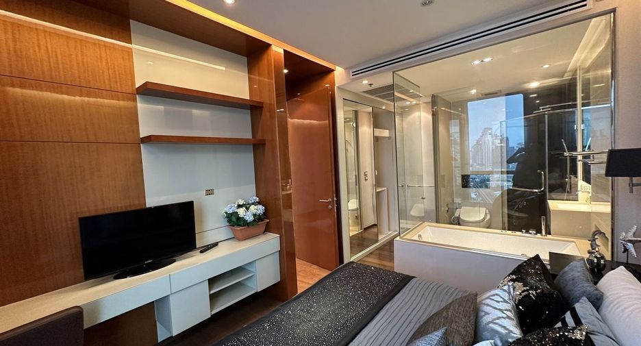 Condo en alquiler de 1 habitaciones en Khlong Toei, Bangkok