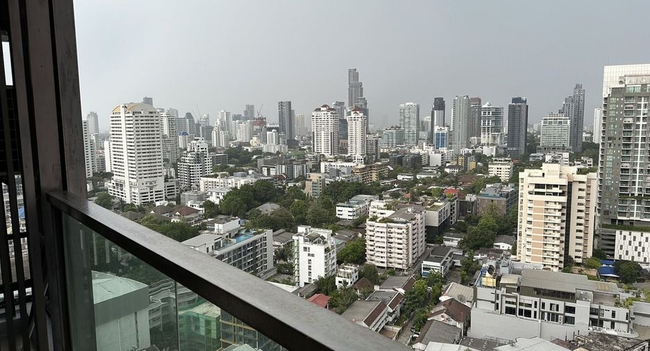 Condo en alquiler de 1 habitaciones en Khlong Toei, Bangkok