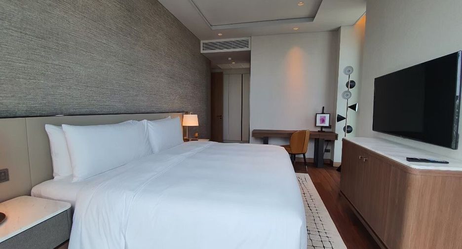 For rent 3 bedrooms apartment in Pathum Wan, Bangkok