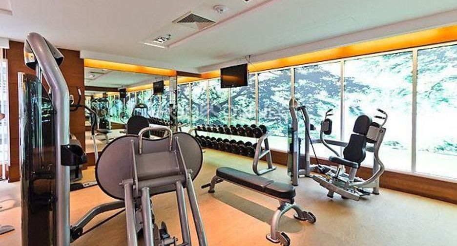 For rent 2 bedrooms condo in Pathum Wan, Bangkok