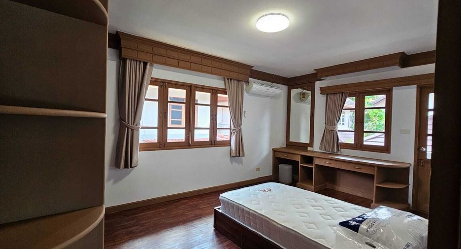 For rent 3 bedrooms house in Mueang Phuket, Phuket
