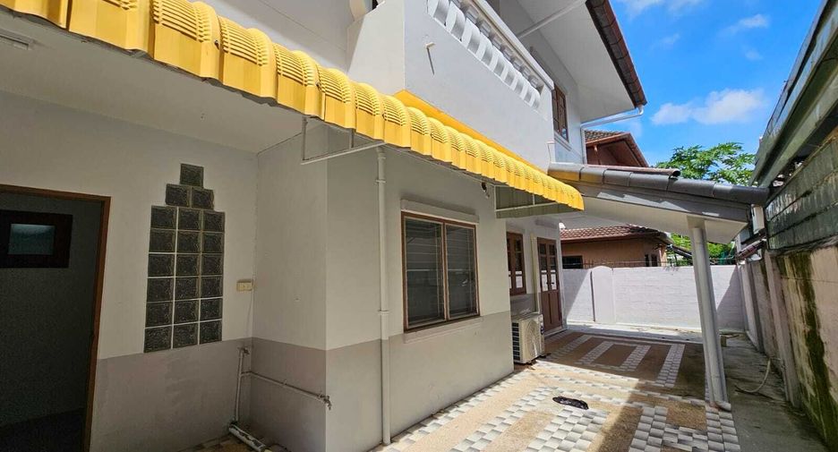 For rent 3 bedrooms house in Mueang Phuket, Phuket