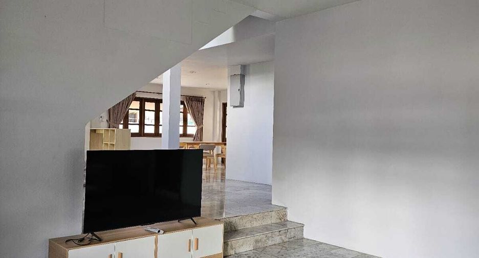 For rent 3 bedrooms house in Mueang Phuket, Phuket