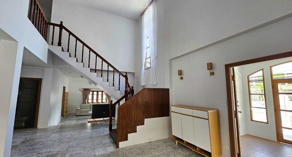 For rent 3 bedrooms house in Mueang Phuket, Phuket