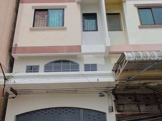 For sale and for rent 4 bedrooms townhouse in Mueang Samut Prakan, Samut Prakan