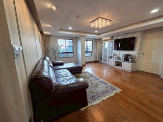 Condo en venta de 3 habitaciones en Yan Nawa, Bangkok