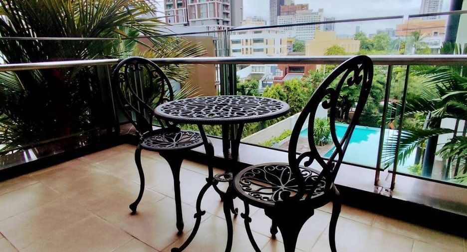 For rent 2 bedrooms condo in Watthana, Bangkok