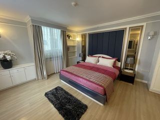 Condo en alquiler de 2 habitaciones en Khlong Toei, Bangkok