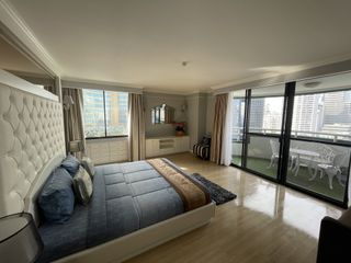 Condo en alquiler de 2 habitaciones en Khlong Toei, Bangkok