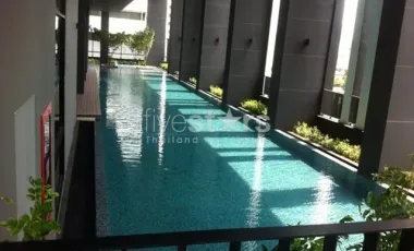 À louer 2 chambres condo à Watthana, Bangkok
