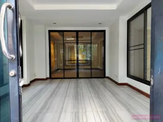 ขาย และ ให้เช่า 4 ห้องนอน บ้านเดี่ยว ใน ทวีวัฒนา, กรุงเทพฯ