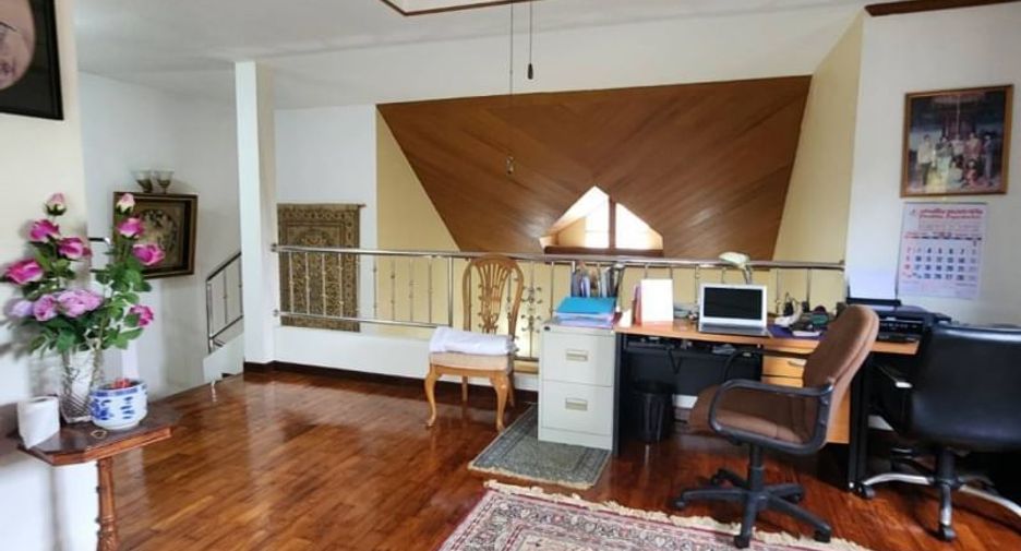 Продажа 3 спальни дом в Банг Ламунг, Чонбури