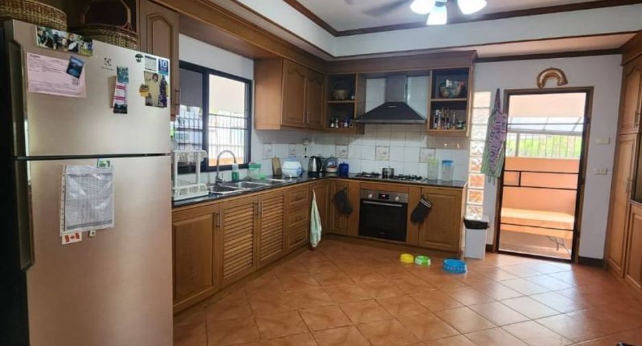 Продажа 3 спальни дом в Банг Ламунг, Чонбури
