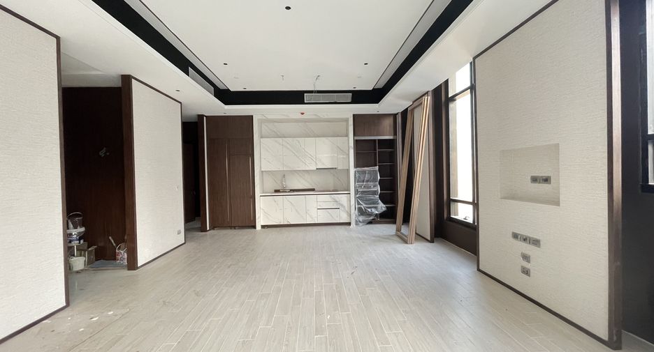 出租 2 卧室 公寓 在 Khlong Toei, 曼谷