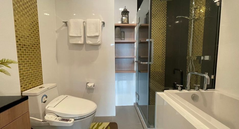 For sale 1 bed condo in Si Racha, Chonburi