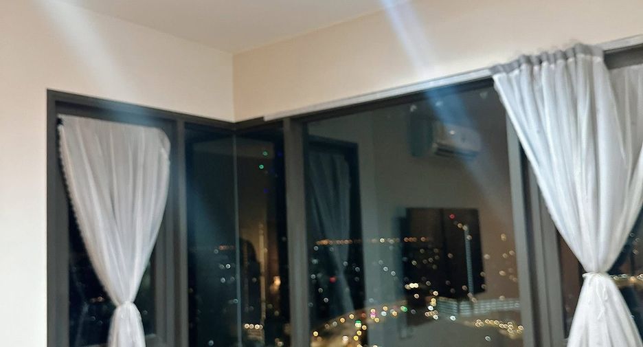 Condo en alquiler de 1 habitaciones en Thon Buri, Bangkok