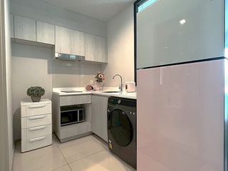 For rent 1 bed condo in Pathum Wan, Bangkok