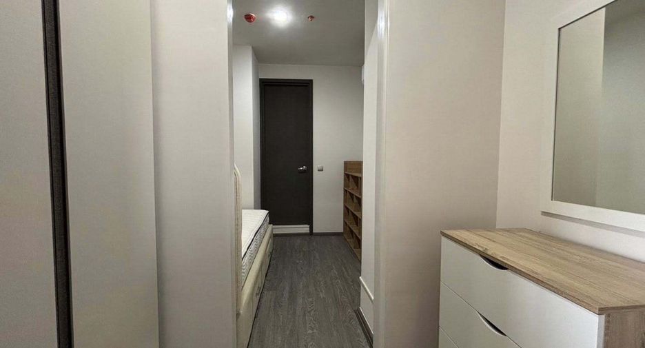 For rent 3 bedrooms condo in Bang Kho Laem, Bangkok