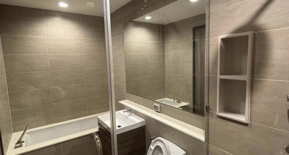 For rent 3 bedrooms condo in Bang Kho Laem, Bangkok