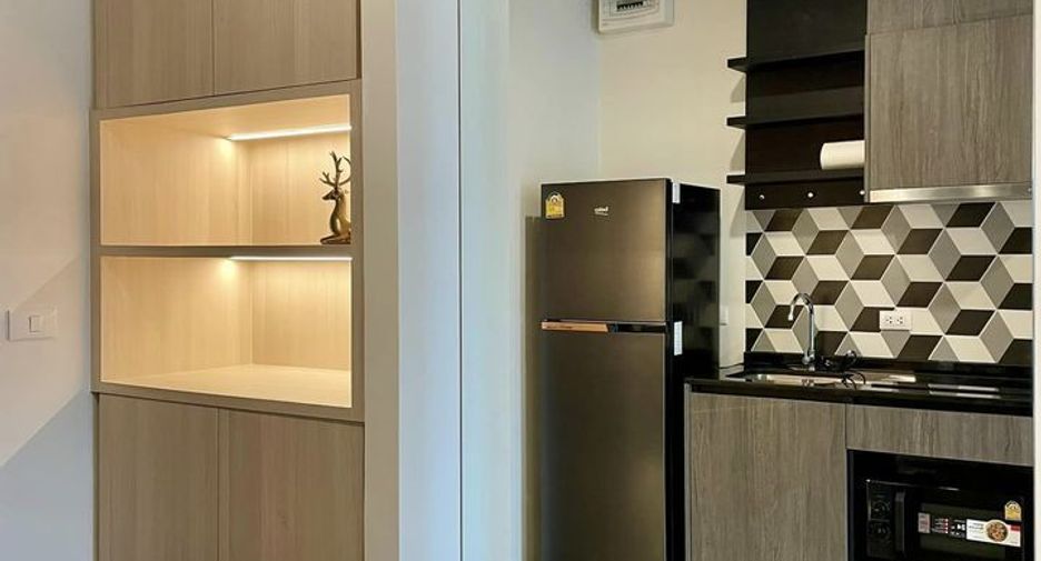 For rent 1 bed condo in Watthana, Bangkok