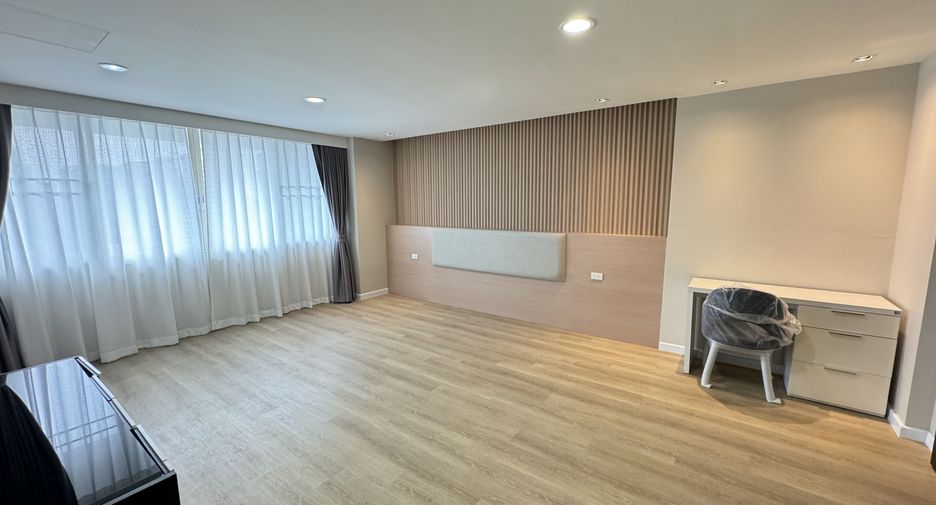 Wohnung zur Miete mit 4 Zimmer in Watthana, Bangkok