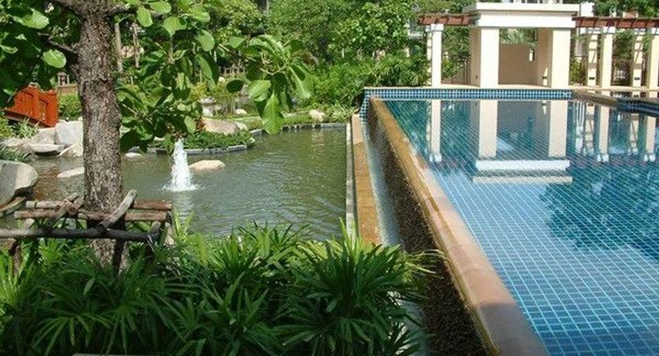 For rent 4 bedrooms house in Watthana, Bangkok