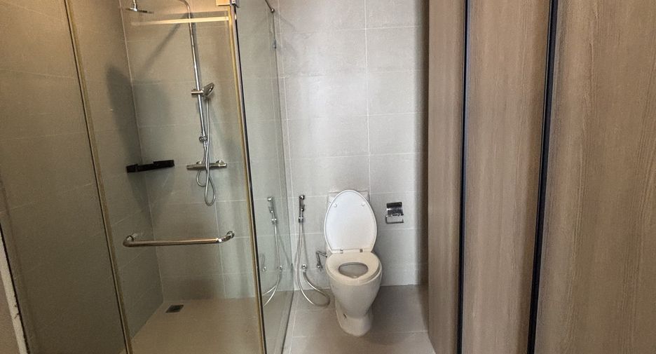 Аренда 1 кровать кондо в Патхум Щан, Бангкок