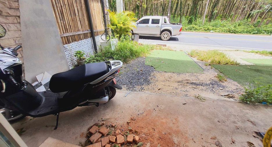 For sale 3 bedrooms retail Space in Mueang Phuket, Phuket
