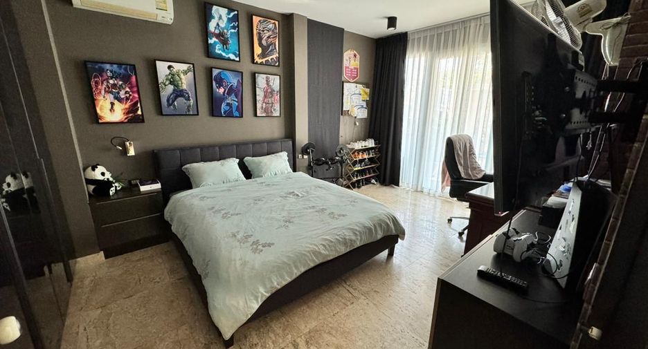 À vendre 4 chambres villa à Sattahip, Chonburi
