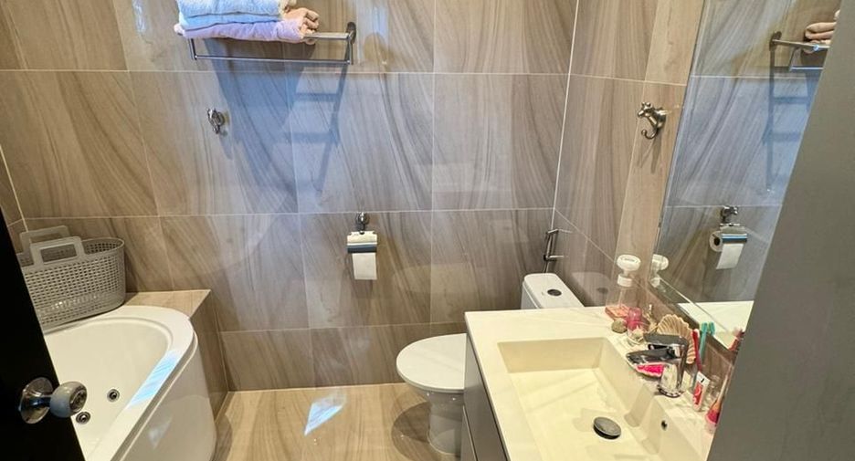 À vendre 4 chambres villa à Sattahip, Chonburi