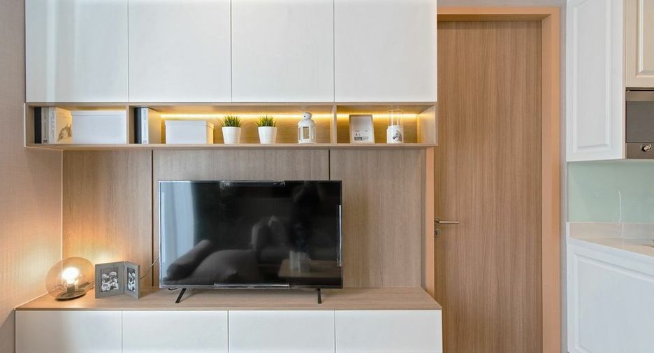 For rent 1 bed condo in Watthana, Bangkok