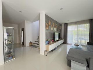 出售 和 出租 4 卧室 独立屋 在 Bang Khen, 曼谷