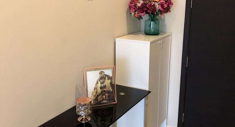 For rent 2 ベッドルーム condo in Khlong Toei, Bangkok