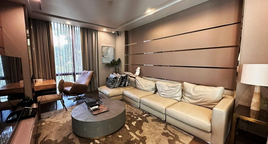 Haus zum Kauf und zur Miete mit 5 Zimmer in Huai Khwang, Bangkok