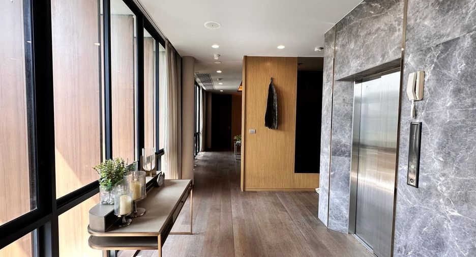 Haus zum Kauf und zur Miete mit 5 Zimmer in Huai Khwang, Bangkok