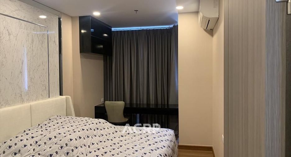 For sale 1 Beds condo in Khlong San, Bangkok