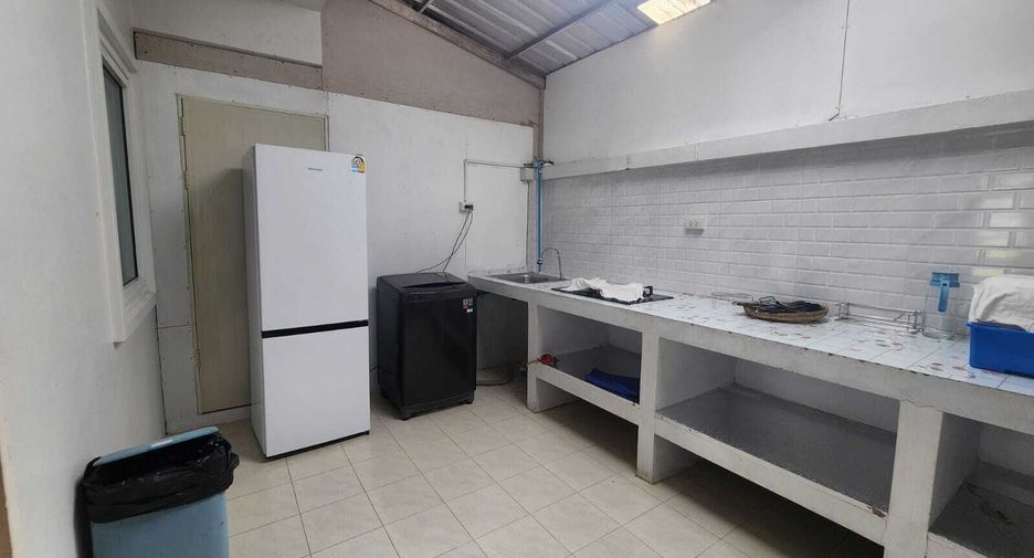 For rent 3 bedrooms townhouse in Mueang Phuket, Phuket