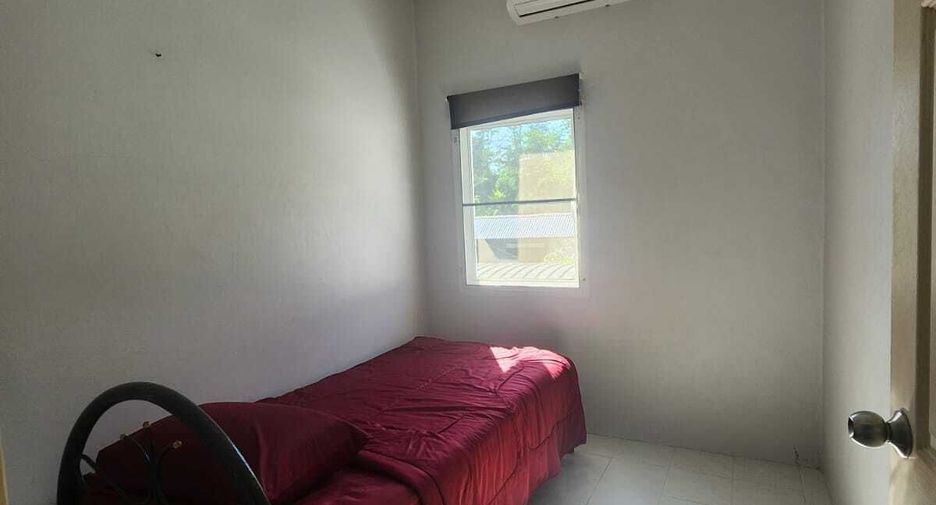 For rent 3 bedrooms townhouse in Mueang Phuket, Phuket