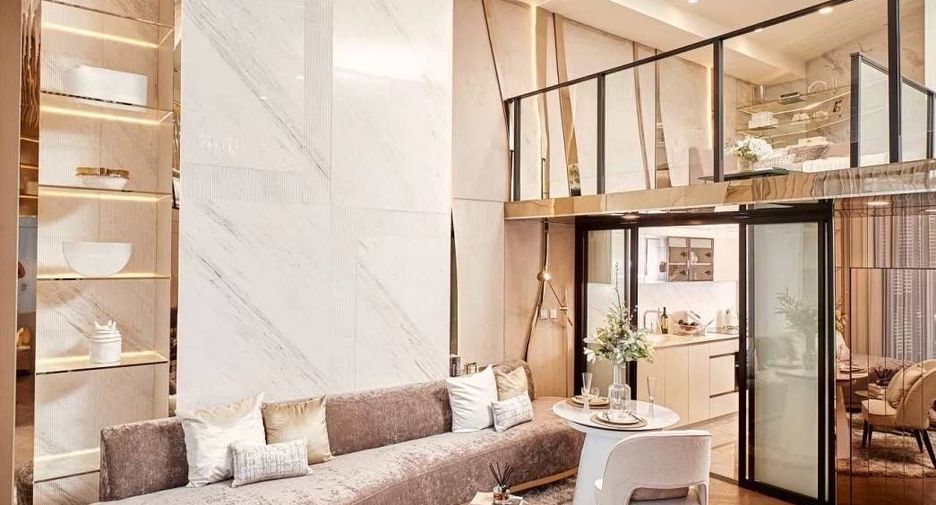 For sale 2 bedrooms condo in Watthana, Bangkok
