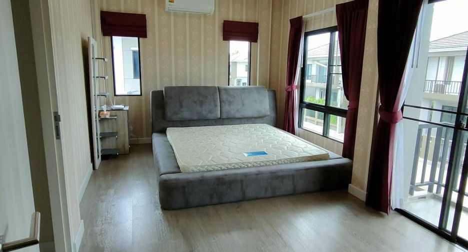 À vendre 4 chambres maison à Bang Lamung, Chonburi