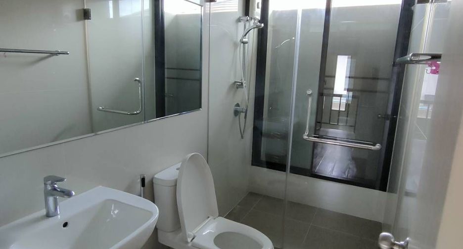 À vendre 4 chambres maison à Bang Lamung, Chonburi