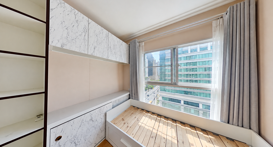 Condo en venta de 2 habitaciones en Watthana, Bangkok