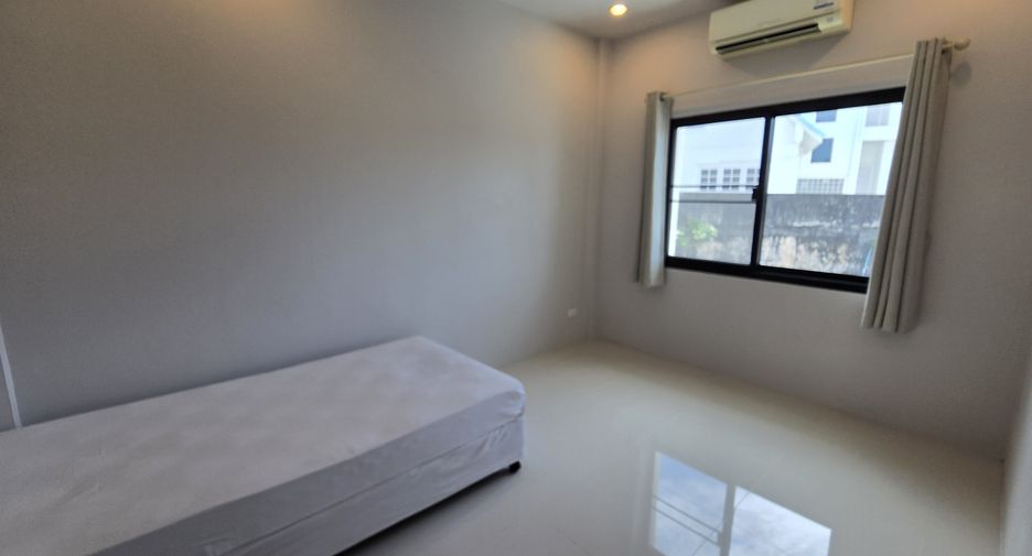 For sale 3 ベッドルーム townhouse in Mueang Phuket, Phuket