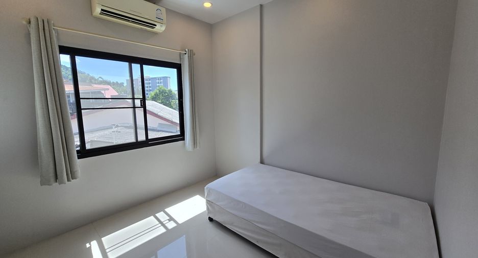 For sale 3 ベッドルーム townhouse in Mueang Phuket, Phuket