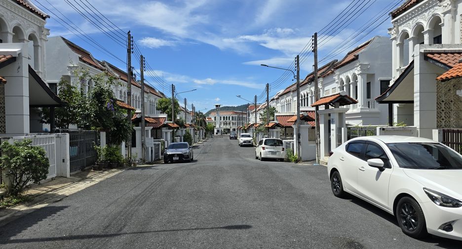 For sale 3 ベッドルーム townhouse in Mueang Phuket, Phuket