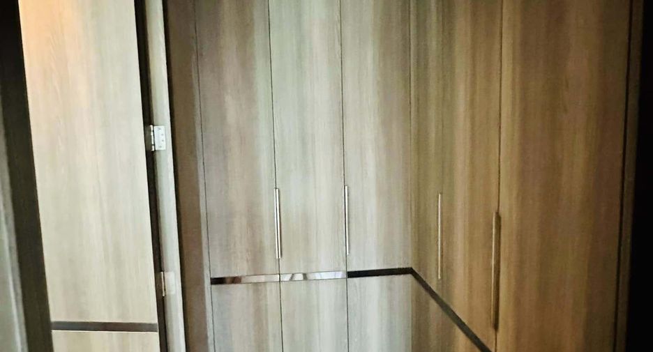 Аренда 2 спальни кондо в Патхум Щан, Бангкок