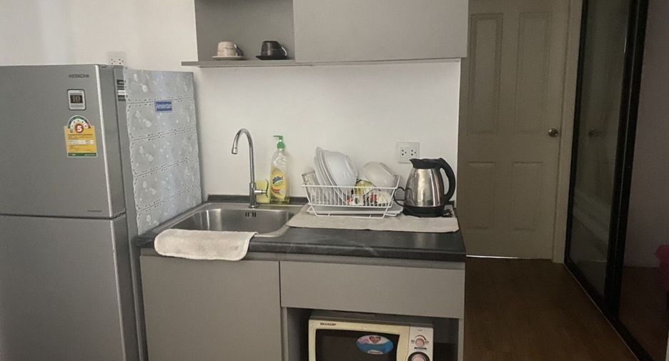 For sale 1 bed condo in Si Racha, Chonburi