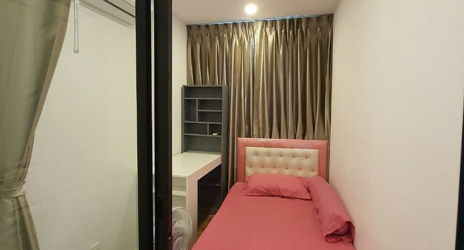 For sale 1 bed condo in Si Racha, Chonburi