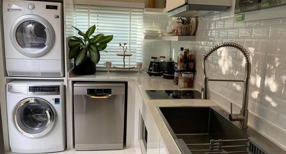 For sale and for rent 3 bedrooms house in Bang Phli, Samut Prakan