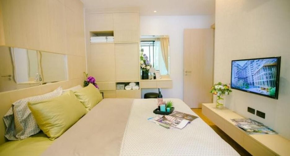 For sale 1 bed condo in Si Racha, Chonburi